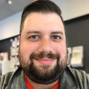 Meet your Posher, Maxson